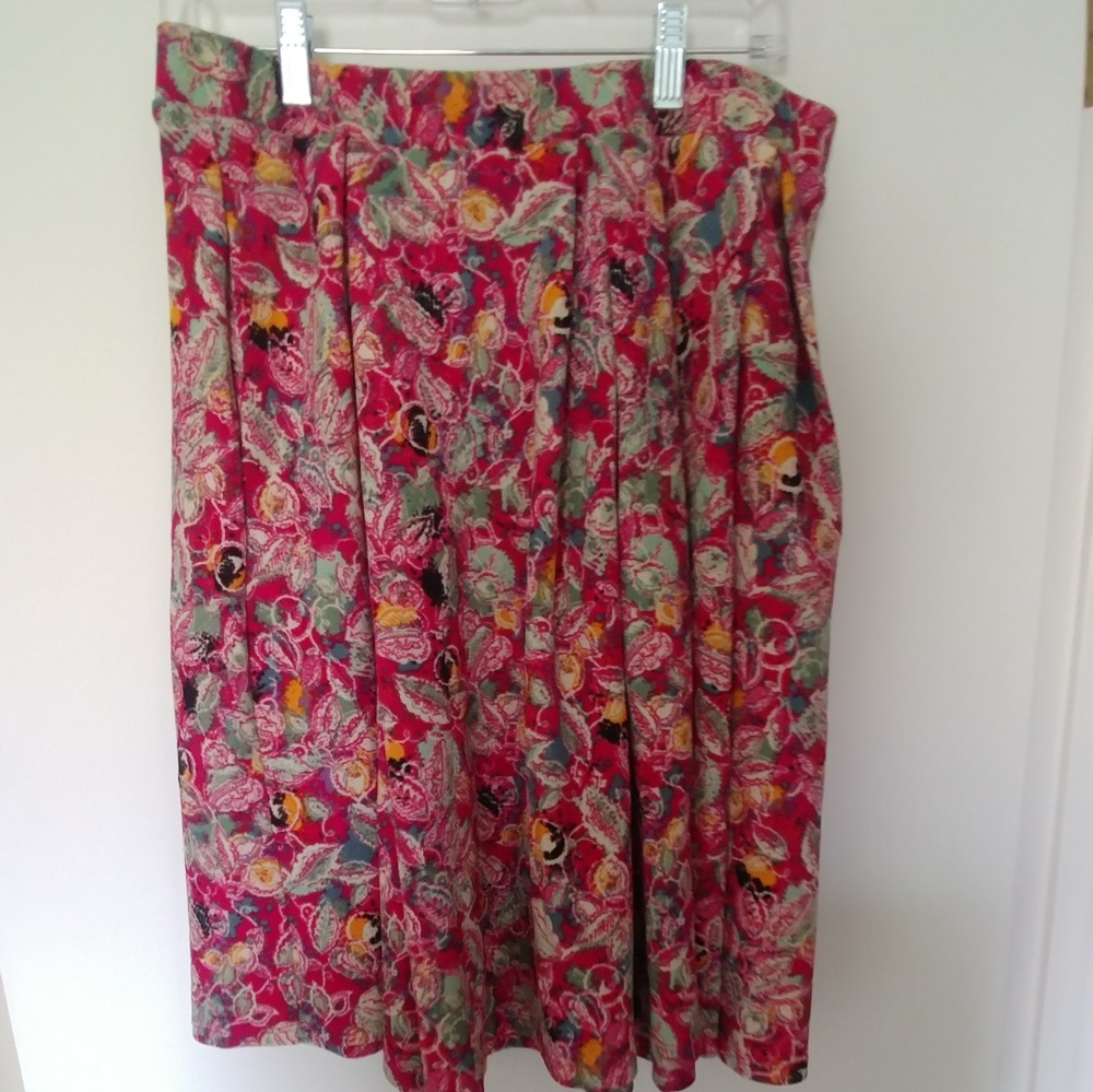 Lularoe L Madison